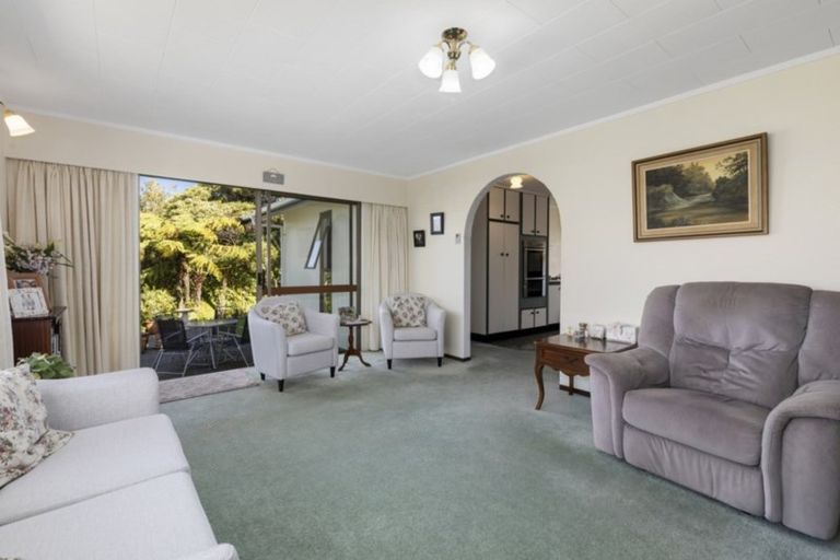 Photo of property in 13a Westpoint Avenue, Harbour View, Lower Hutt, 5010