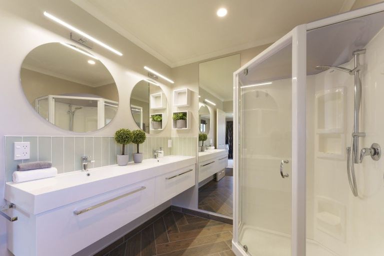 Photo of property in 16 Bottle Lake Drive, Parklands, Christchurch, 8083