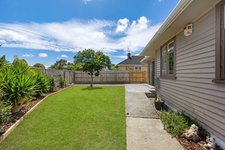 Photo of property in 9 Lewis Place, Highbury, Palmerston North, 4412