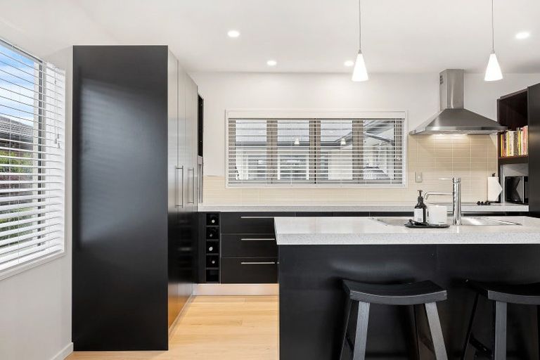 Photo of property in 6 Ambrose Place, Rangiora, 7400