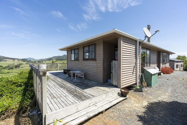 Photo of property in 19 Kerr Road, Parua Bay, Onerahi, 0192