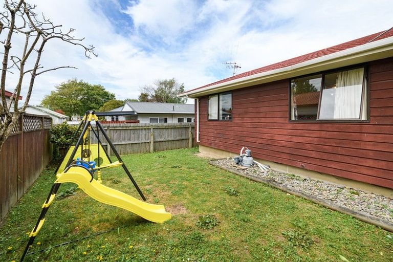 Photo of property in 2/685 Pioneer Highway, Highbury, Palmerston North, 4412