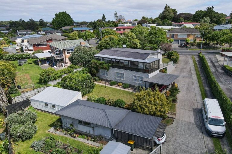 Photo of property in 13 Mcgregor Place, Hillcrest, Hamilton, 3216