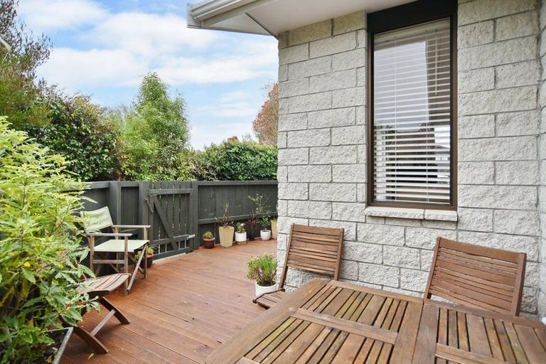 Photo of property in 1/7 Paprika Place, Bishopdale, Christchurch, 8053