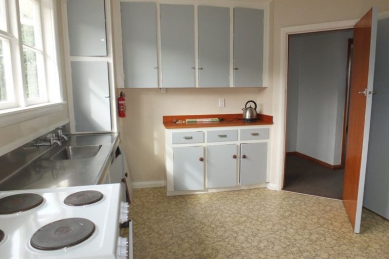 Photo of property in 14 Hulke Street, Foxton, 4814