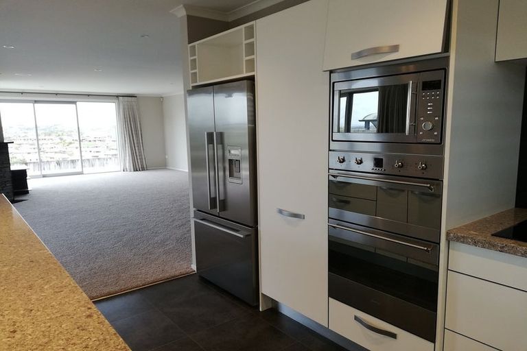 Photo of property in 13 Ruske Place, Grandview Heights, Hamilton, 3200