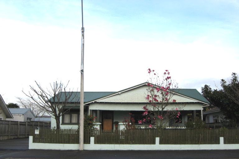 Photo of property in 702 Saint Aubyn Street West, Saint Leonards, Hastings, 4120