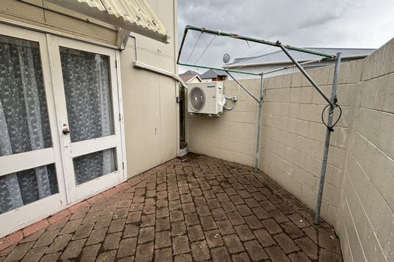 Photo of property in 5/118 Randwick Road, Moera, Lower Hutt, 5010