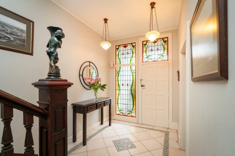 Photo of property in 23 Naughton Terrace, Kilbirnie, Wellington, 6022