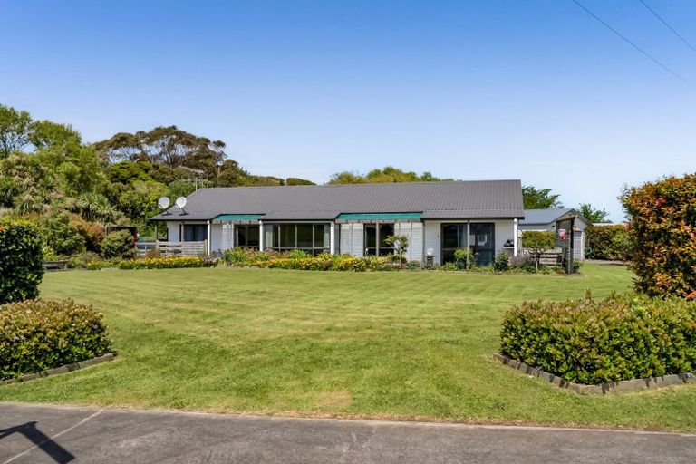 Photo of property in 2 Kaipi Street, Manaia, 4612