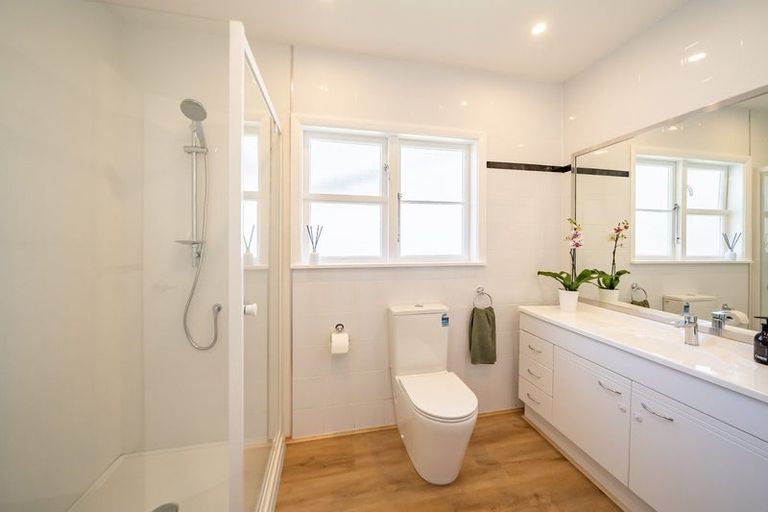 Photo of property in 12 Glenside Road, Glenside, Wellington, 6037