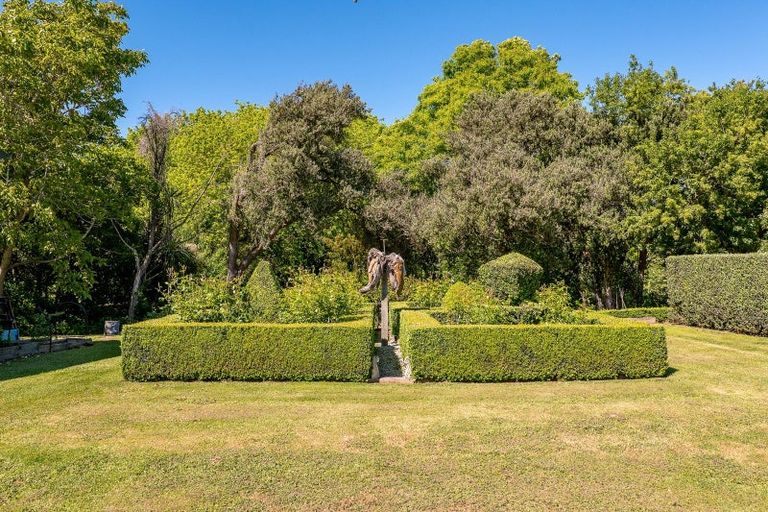 Photo of property in 30 Old Tai Tapu Road, Kennedys Bush, Christchurch, 8025