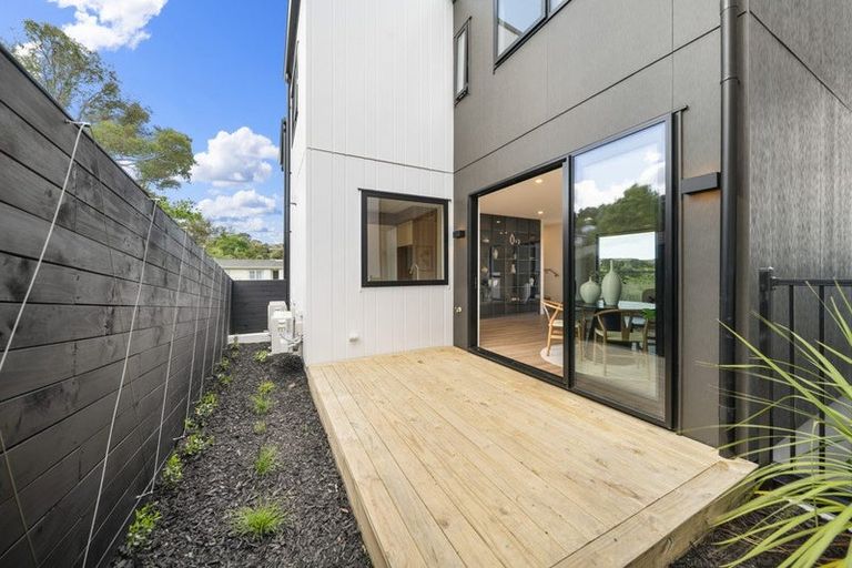 Photo of property in 33d Saint Peters Street, Northcote, Auckland, 0627
