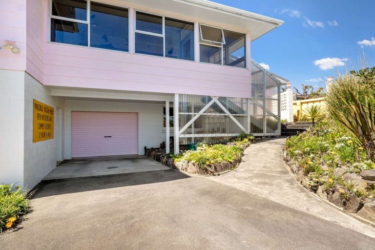 Photo of property in 14 Manga-pirau Street, Waikawa Beach, Manakau, 5573