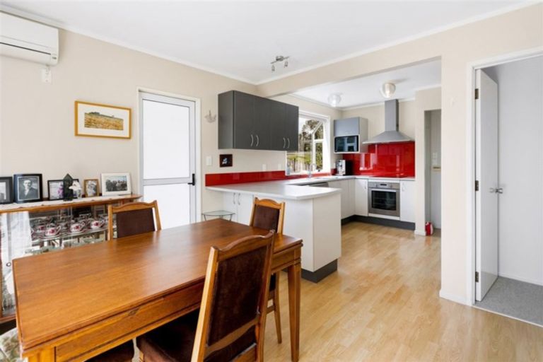 Photo of property in 112 Mcentee Road, Waitakere, Auckland, 0816