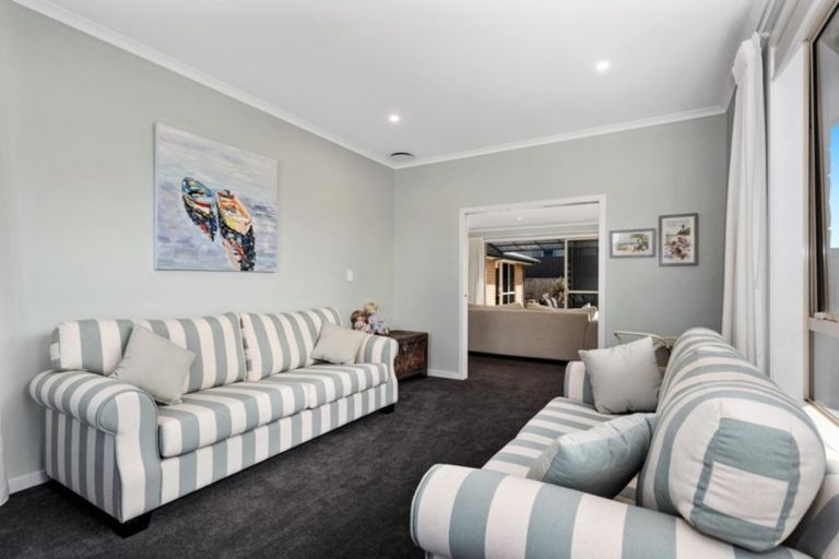 Photo of property in 111 Penetaka Heights, Pyes Pa, Tauranga, 3112