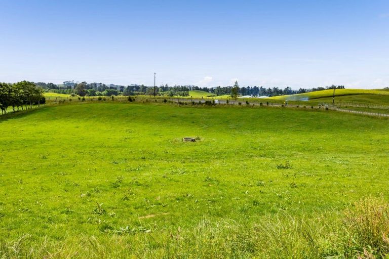 Photo of property in 237a Bristol Road, Inglewood, 4388