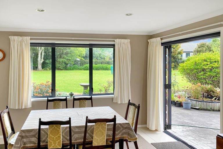 Photo of property in 30 Edkins Road, Kerikeri, 0230