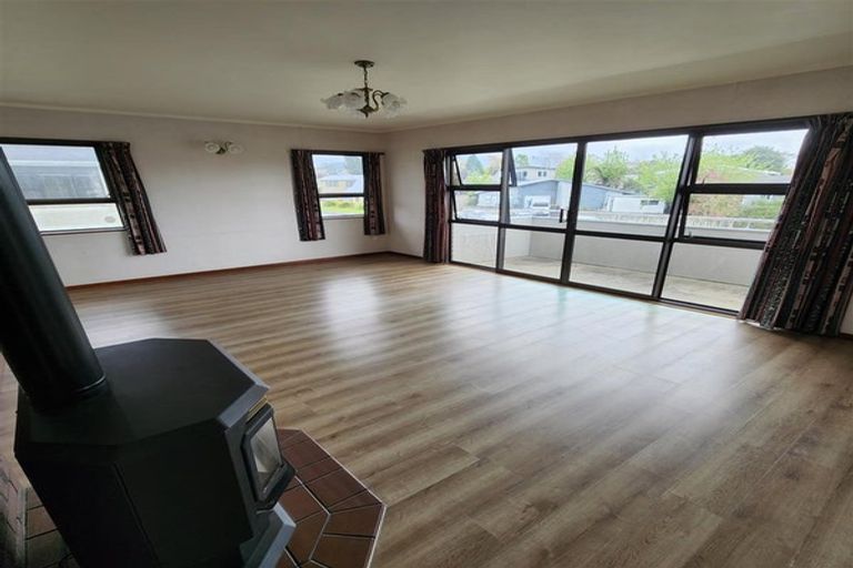 Photo of property in 98 Boucher Avenue, Te Puke, 3119