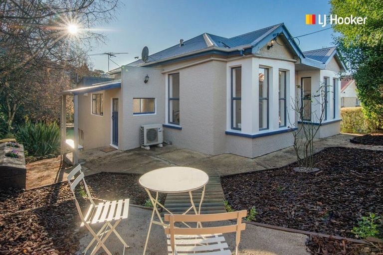 Photo of property in 63 Argyle Street, Mornington, Dunedin, 9011