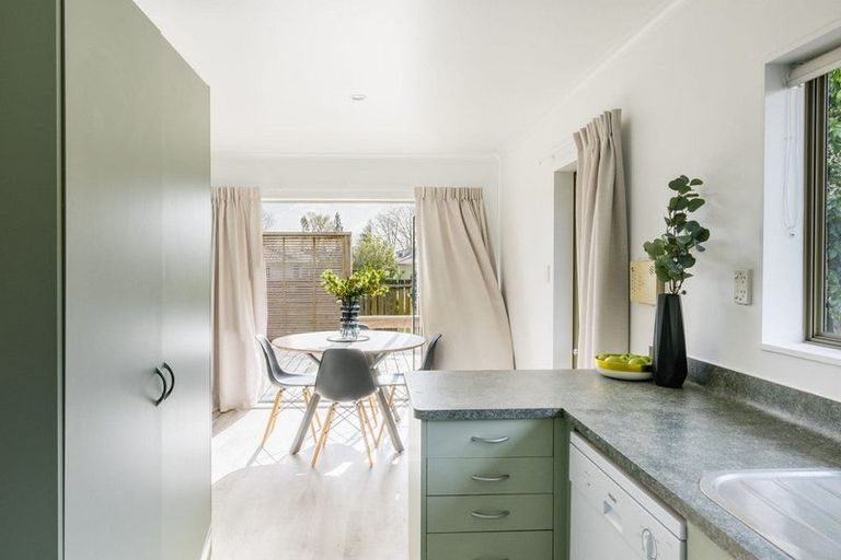 Photo of property in 63a Carlyle Street, Leamington, Cambridge, 3432