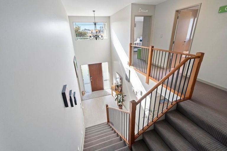 Photo of property in 42 Aberley Road, Schnapper Rock, Auckland, 0632