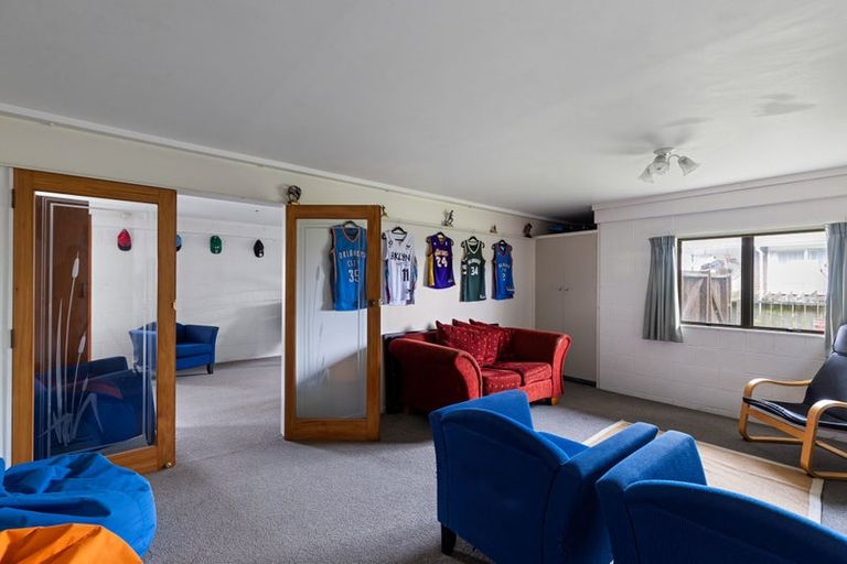 Photo of property in 30 Park View Avenue, Feilding, 4702