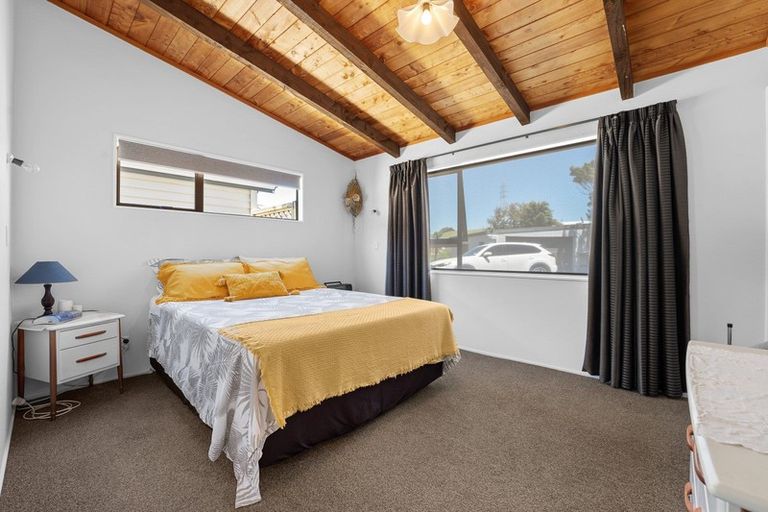 Photo of property in 11a Ash Place, Whalers Gate, New Plymouth, 4310