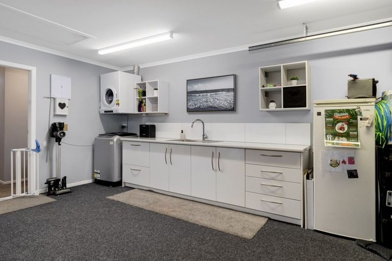 Photo of property in 17 Ballintoy Park Drive, Welcome Bay, Tauranga, 3175