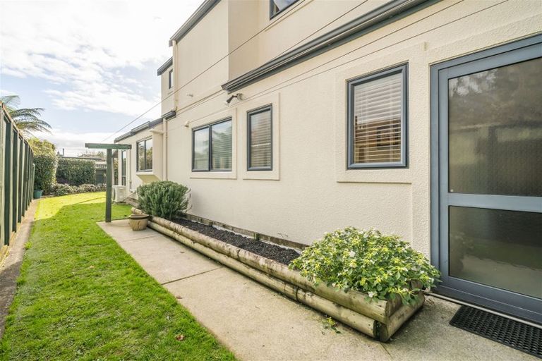 Photo of property in 19 Long Melford Road, Awapuni, Palmerston North, 4412