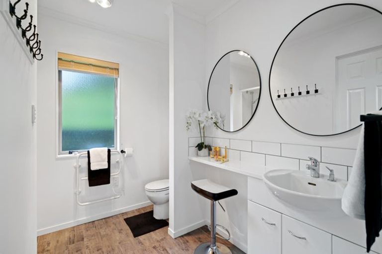 Photo of property in 28 Tuscany Place, Ohauiti, Tauranga, 3112