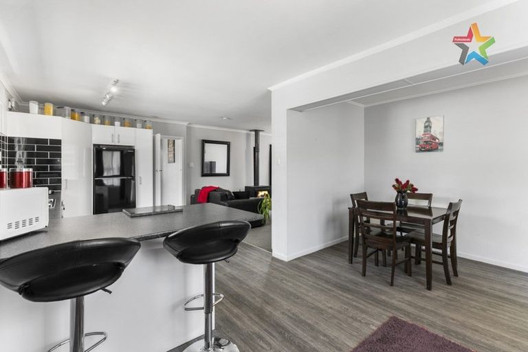 Photo of property in 36 Wellington Road, Wainuiomata, Lower Hutt, 5014