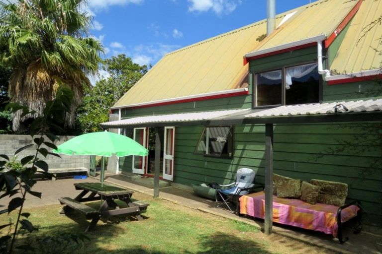 Photo of property in 135 Lillis Lane, Coromandel, 3506