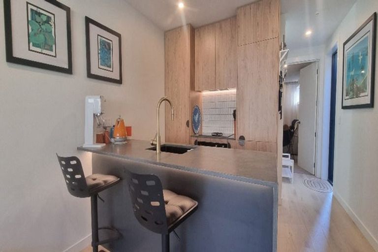 Photo of property in 33 Ryan Loop, Jacks Point, 9371