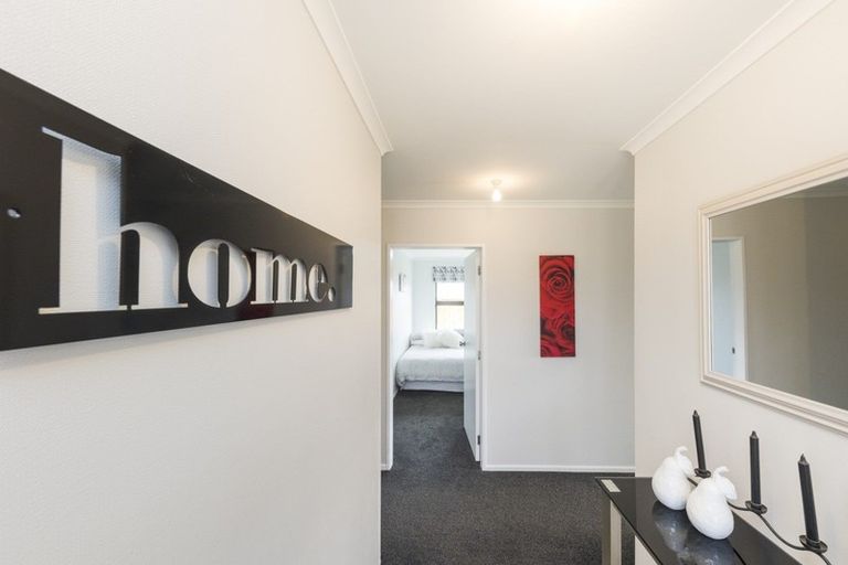 Photo of property in 60 Branigan Parade, Kelvin Grove, Palmerston North, 4414