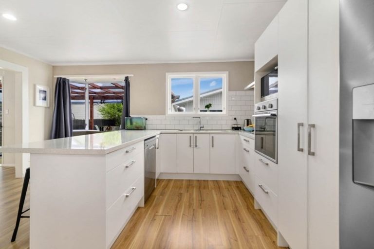 Photo of property in 29 Tennyson Drive, Owhata, Rotorua, 3010