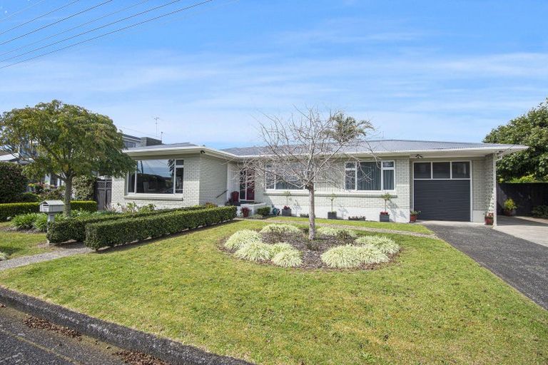 Photo of property in 32 Tuhangi Street, Te Kamo, Whangarei, 0112