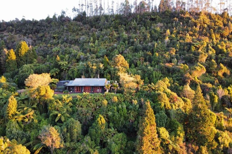 Photo of property in 4870 State Highway Karamea, Karamea, 7893