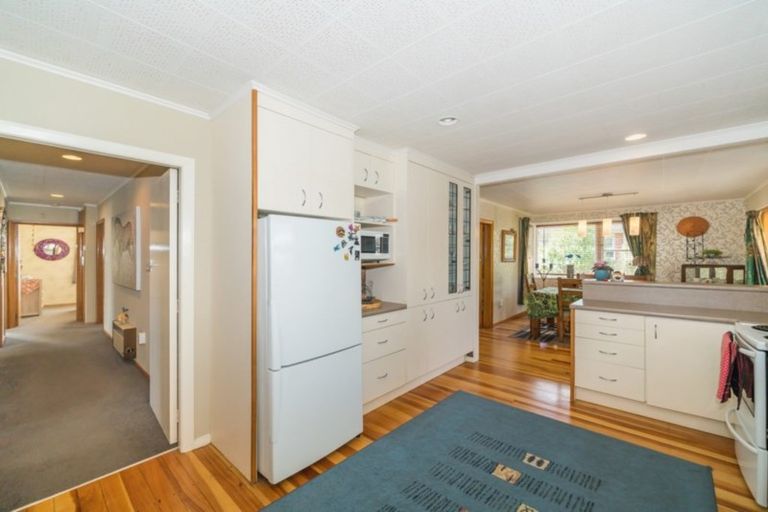 Photo of property in 10 Henare Street, West End, Palmerston North, 4412
