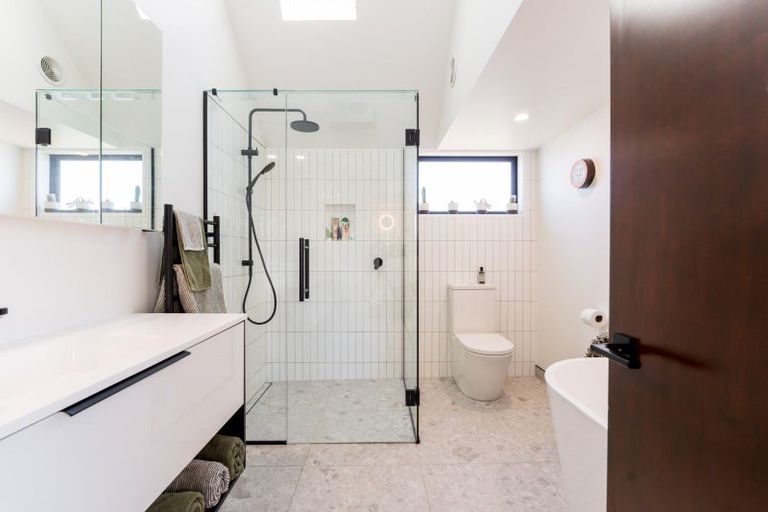 Photo of property in 203 Highcliff Road, Shiel Hill, Dunedin, 9013