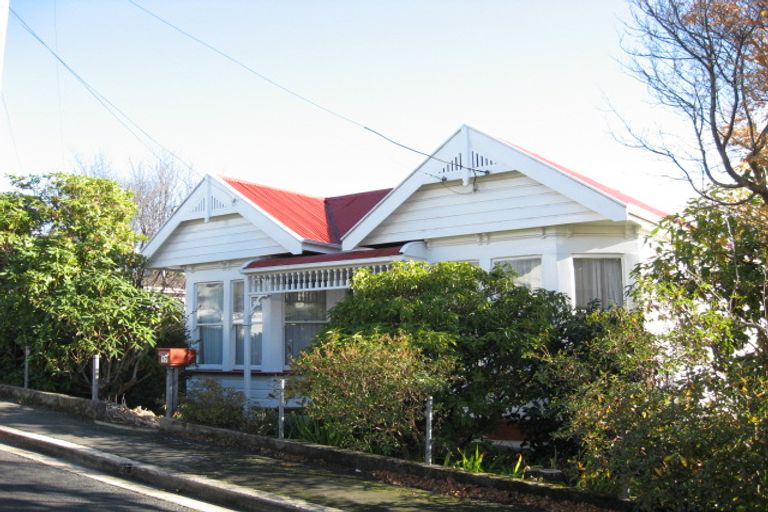 Photo of property in 17 Brownville Crescent, Maori Hill, Dunedin, 9010