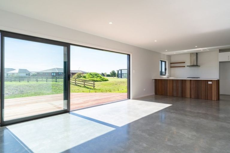 Photo of property in 16 Digby Place, Waipu, 0510