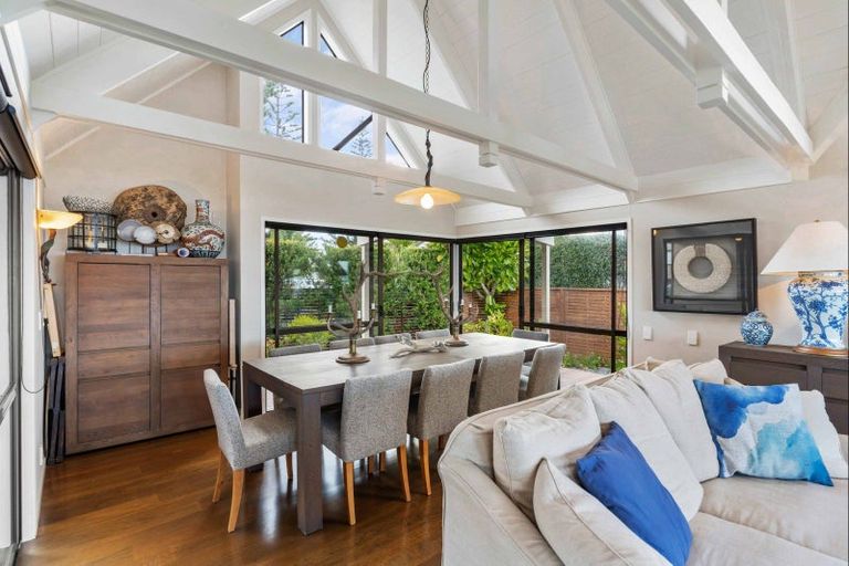 Photo of property in 7 Vista Paku, Pauanui, Hikuai, 3579