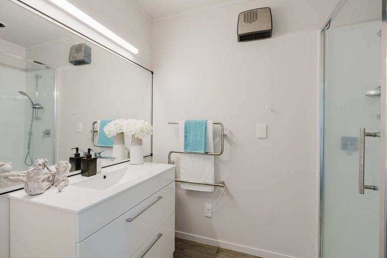 Photo of property in 73 Glen Lynne Avenue, Queenwood, Hamilton, 3210