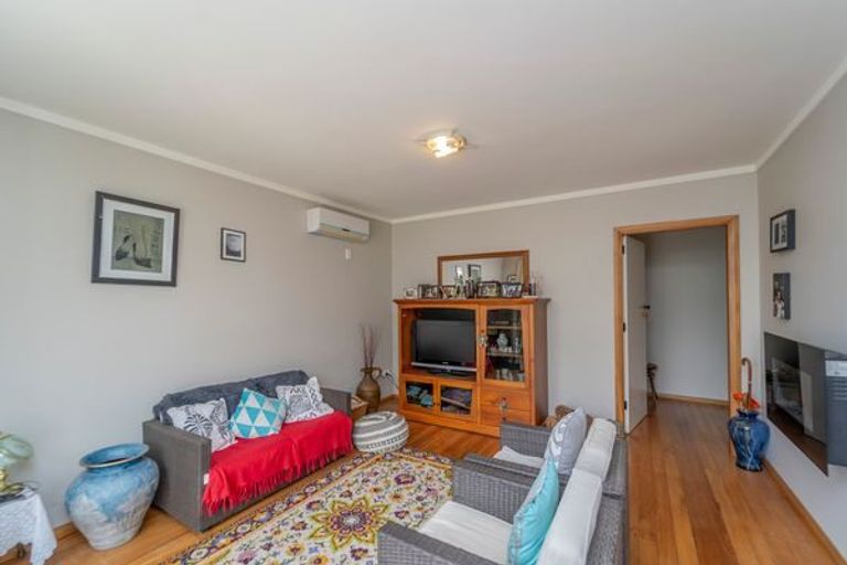 Photo of property in 37 Venice Street, Martinborough, 5711