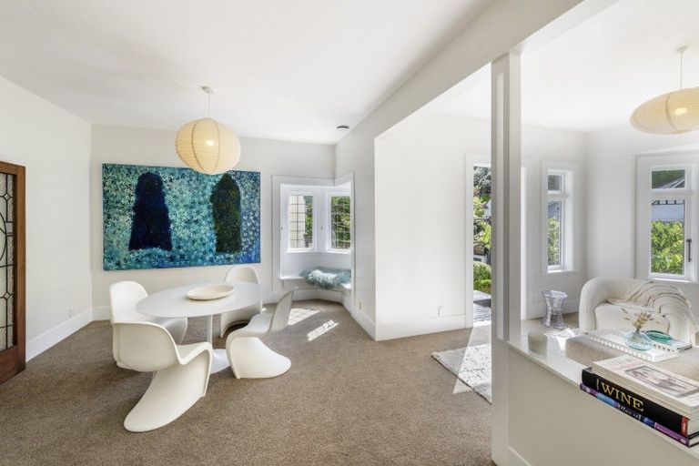 Photo of property in 8 Glen Road, Kelburn, Wellington, 6012