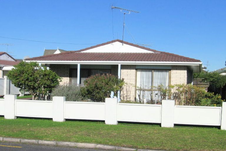Photo of property in 30b Alice Avenue, Orewa, 0931