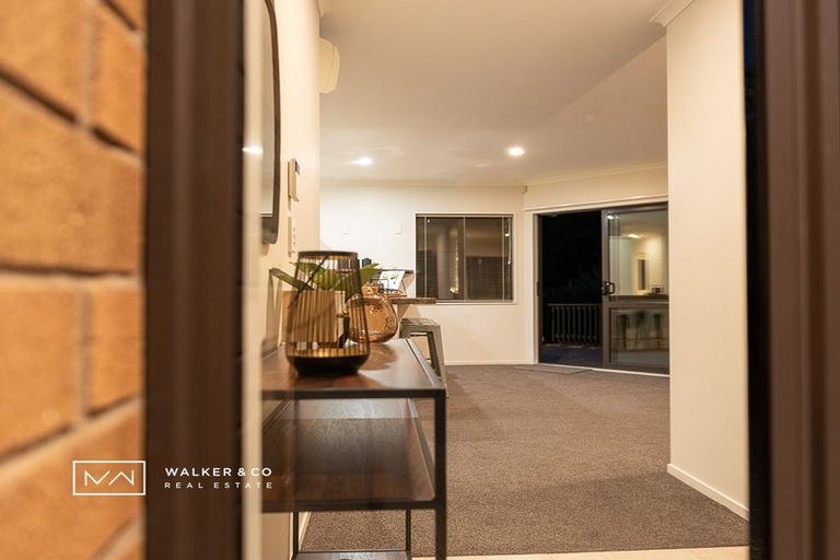 Photo of property in 65 Percy Kinsman Crescent, Riverstone Terraces, Upper Hutt, 5018