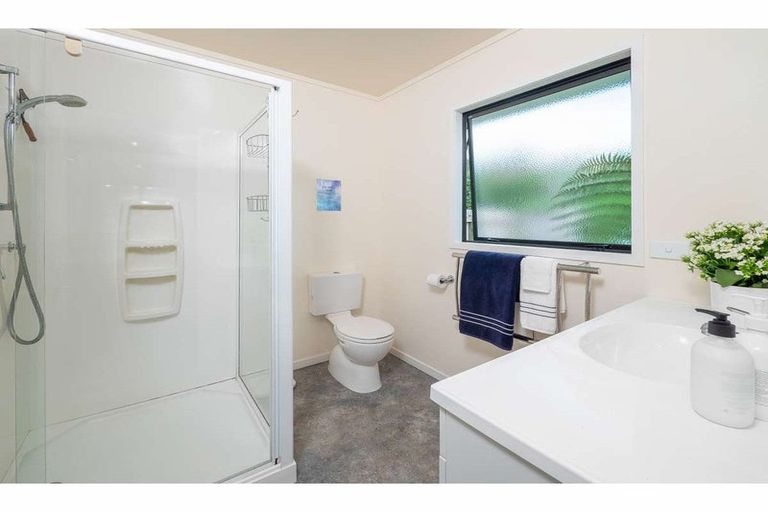 Photo of property in 68 Wiroa Road, Kerikeri, 0293