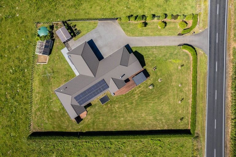 Photo of property in 917 Carrington Road, Hurworth, New Plymouth, 4371